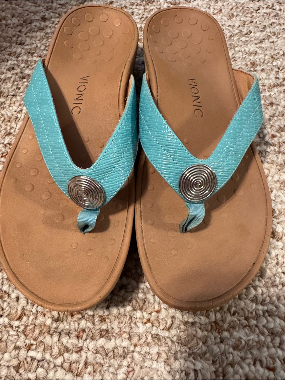 Vionic Teal Thong Sandals with Metallic Accent size 9